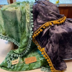 Natural Life Blue/Indigo Tie dye Infinity Scarf